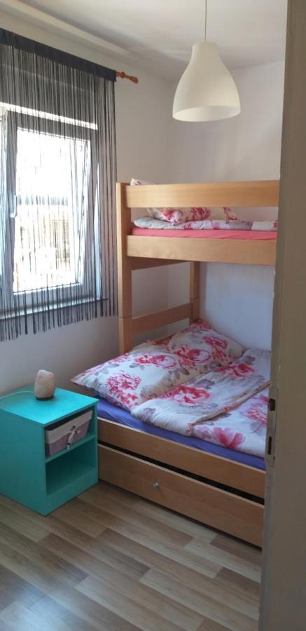 Apartman Zvoncica Vrsi Exterior foto